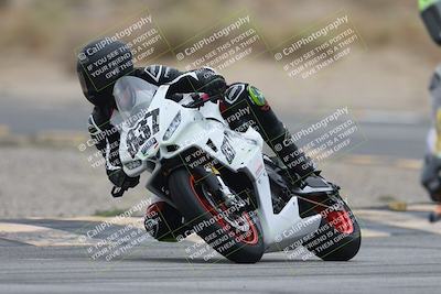 media/Sep-21-2025-Race Pace (Sun) [[98bf33ef95]]/Non Verified/5-Turn 16 (11am)/